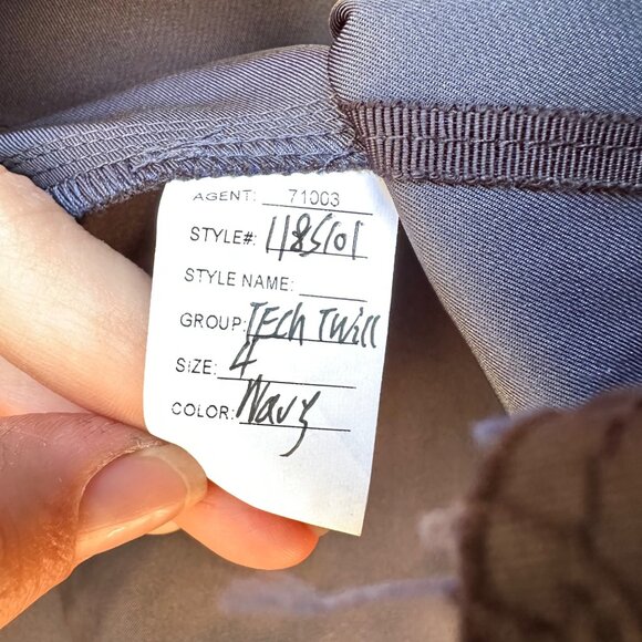 Elizabeth and James Ellen Custom Tech Twill Navy Blue Skirt Size 4 - Picture 5 of 9